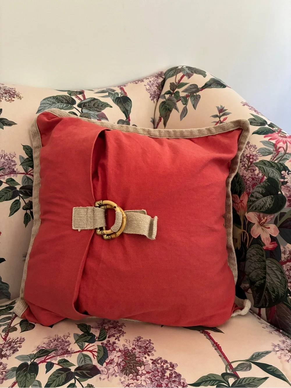 Pottery Barn great detailed
